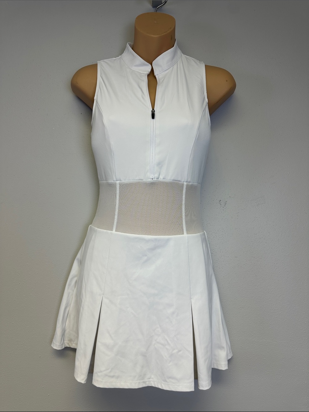 Halara White Sleeveless Zip Front Mesh-Panel Pleated Tennis Dress